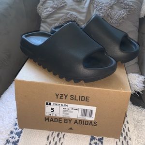 Yeezy slide Made by Adidas’s